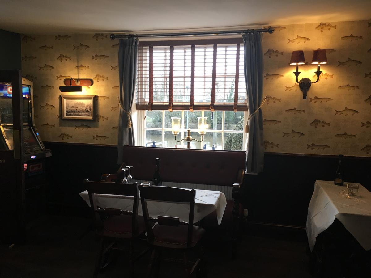 The Angel Inn Stourport Екстер'єр фото